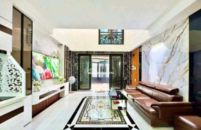 NHÀ FULL NỘI THẤT CAO CẤP, Vị trí giáp ngay Phú Nhuận, Bình Thạnh đi đâu cũng tiện, 10 phút tới sân bay Tân Sơn Nhất.